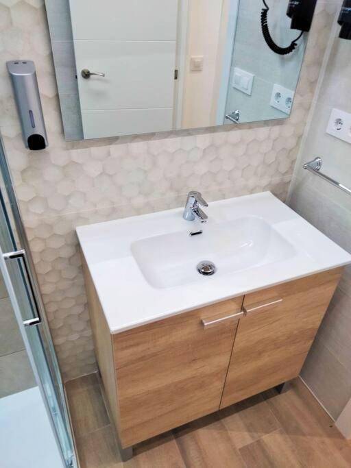 Loft La Calahorra Del Bere Con Posibilidad De Aparcamiento Pregunta Por El Pack Mas Amor Кордоба Екстериор снимка