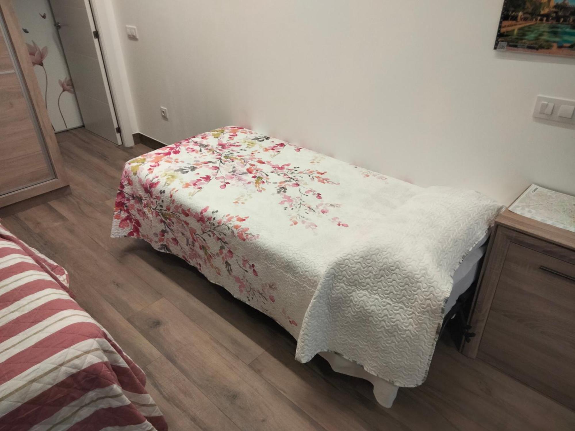 Loft La Calahorra Del Bere Con Posibilidad De Aparcamiento Pregunta Por El Pack Mas Amor Кордоба Екстериор снимка